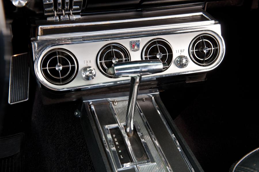  Ford Mustang Fastback 1965 года  (фото 5 из 52)